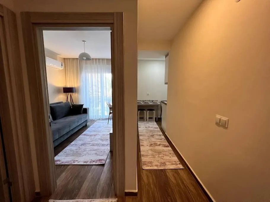 Spacious Flat Close To Erasta'8' Анталья 0*,