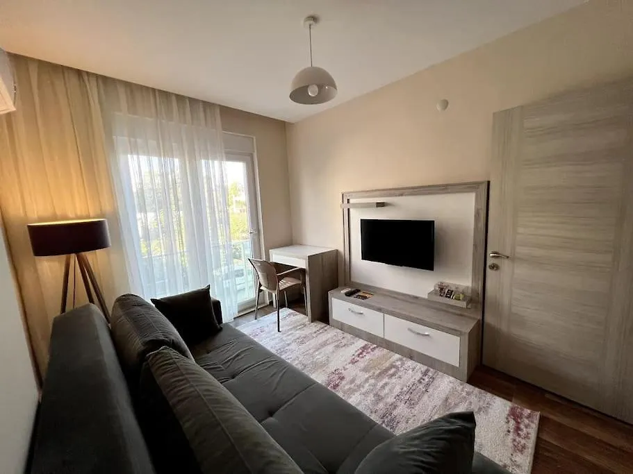 Spacious Flat Close To Erasta'8' Antalya Daire
