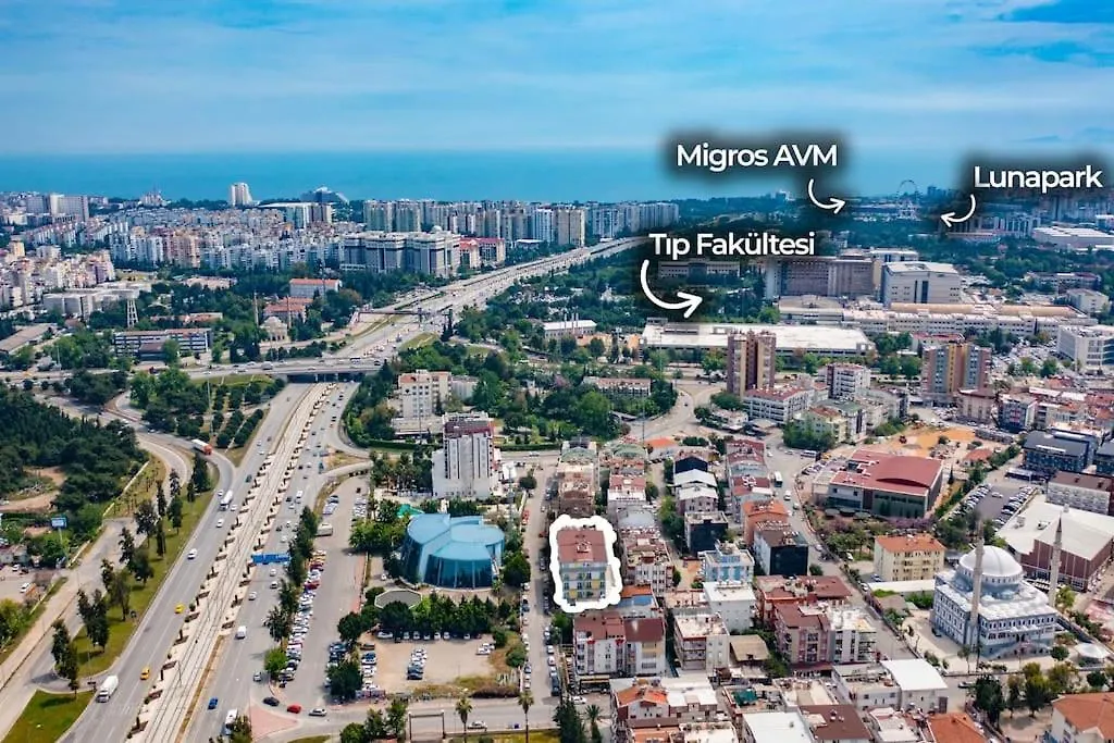 Spacious Flat Close To Erasta'8' Antalya Türkiye