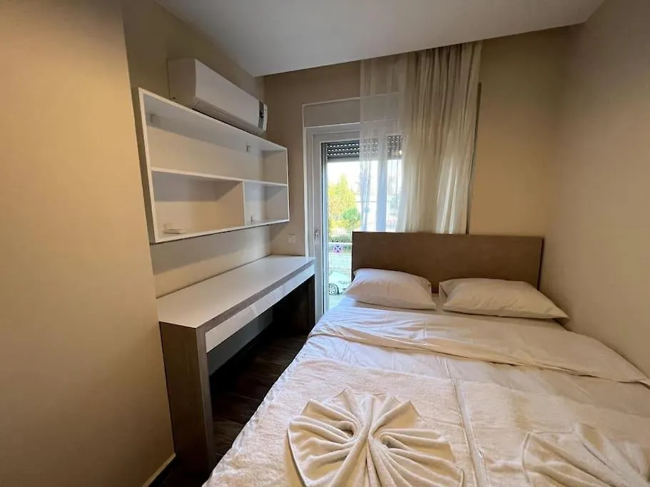 Spacious Flat Close To Erasta'8' Antalya Türkiye