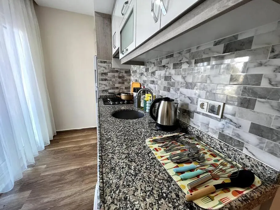 Spacious Flat Close To Erasta'8' Antalya 0*,  Türkiye